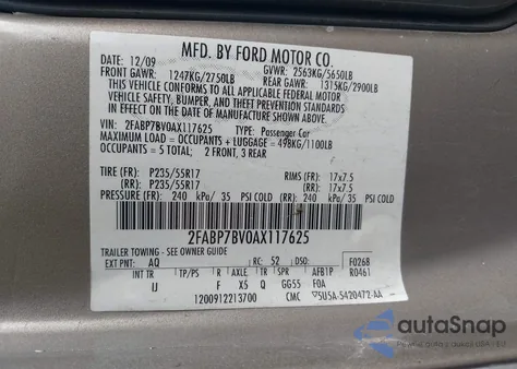 2009 Ford Crown Victoria Police/Police Interceptor z USA, uszkodzony, nr VIN 2FAHP71V89X118643